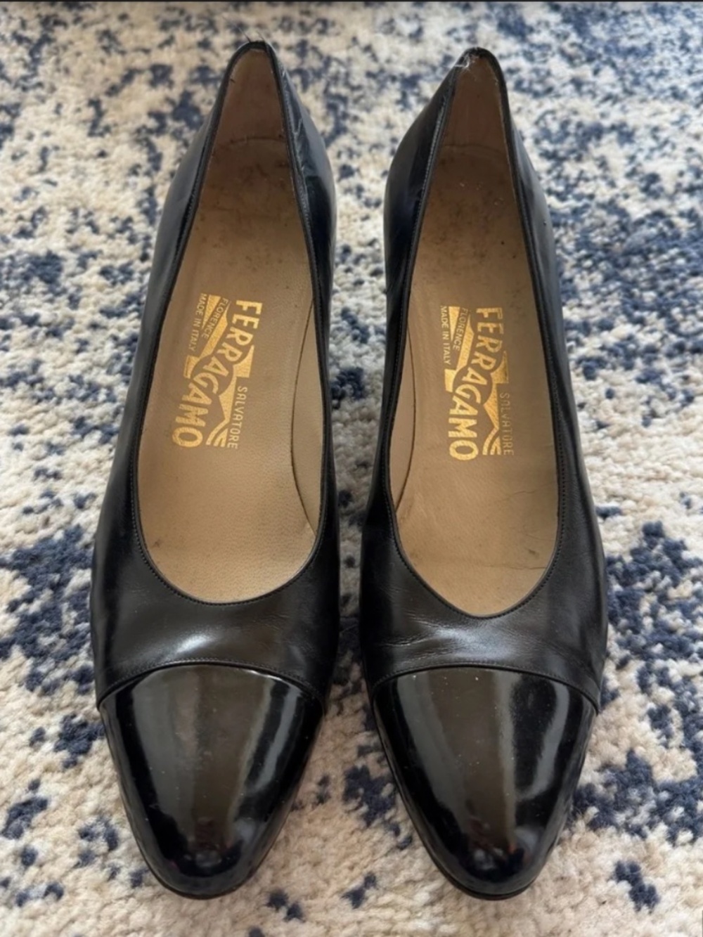 Salvatore Ferragamo Black Leather Classic Pumps 9.5